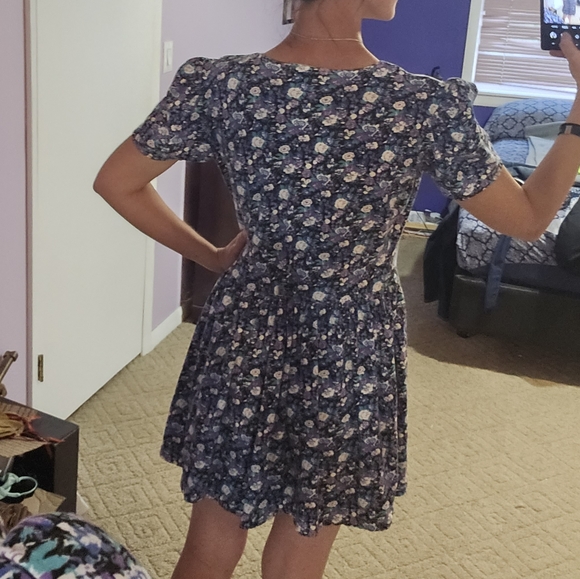 Vintage Floral Dress - Picture 5 of 5